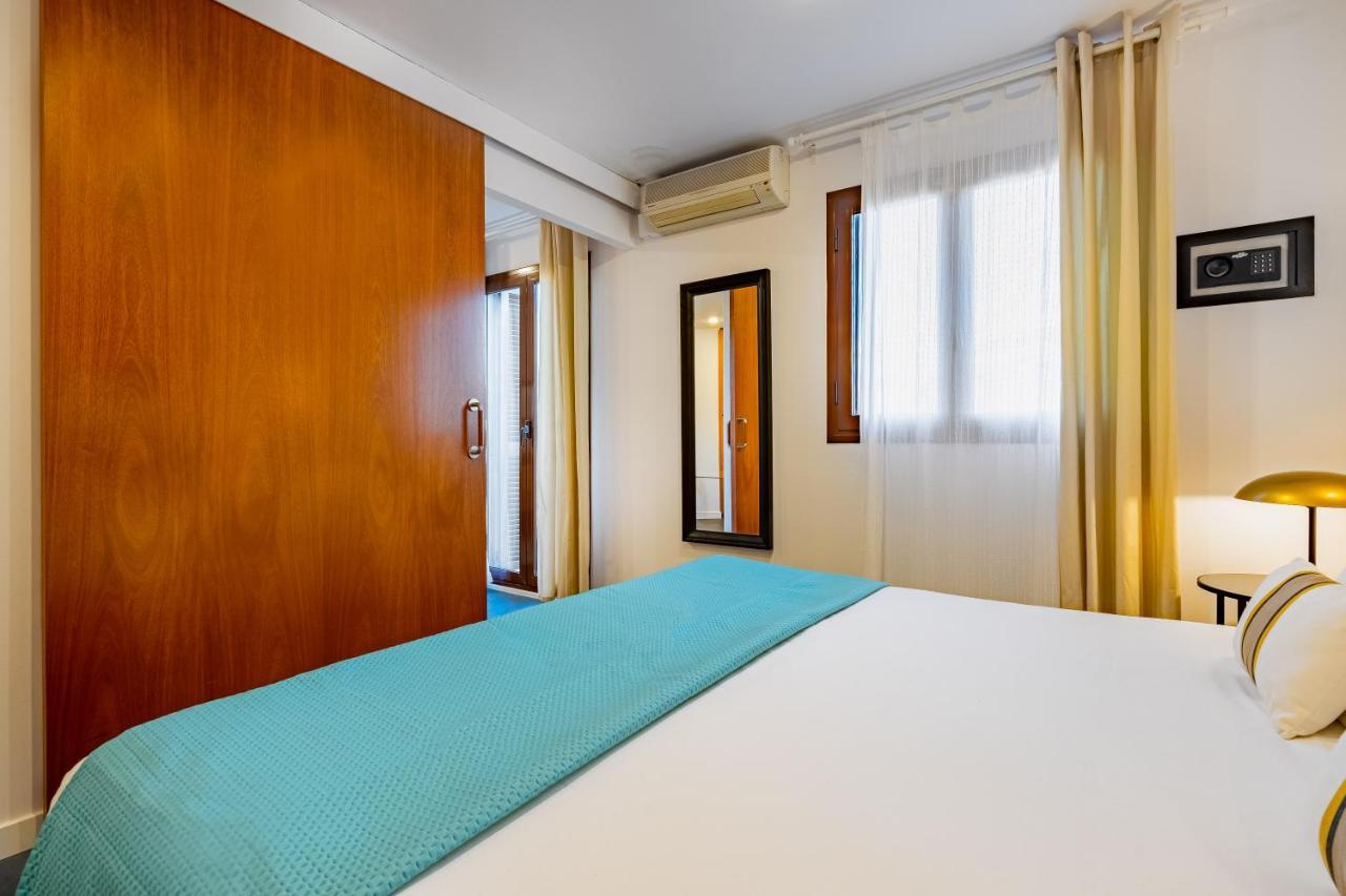 Lodging Apartments City Center-Eixample Barcelona Exteriör bild